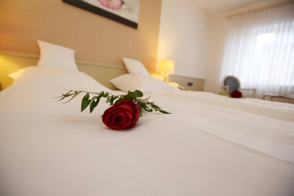 Hotel Am Peterstor Montabaur Kültér fotó